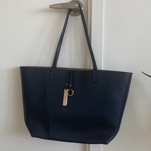 Reversible Spacious Tote